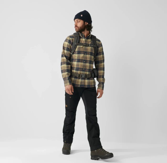 Fjällräven Singi Heavy Flannel Hemd langarm dark sand (Herren)