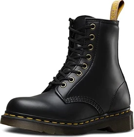 Dr. Martens 1460 Vegan Lace Up Boots schwarz