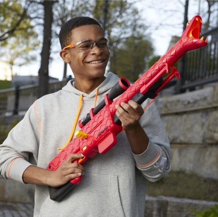 Hasbro Nerf Roblox Zombie Attack: Viper Strike Dart-Blaster