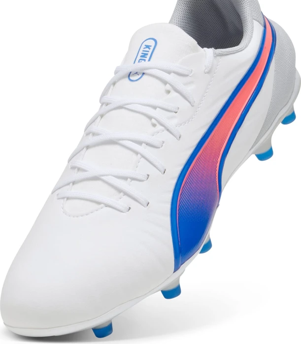 Puma King Match FG/AG puma white/bluemazing/flat light gray