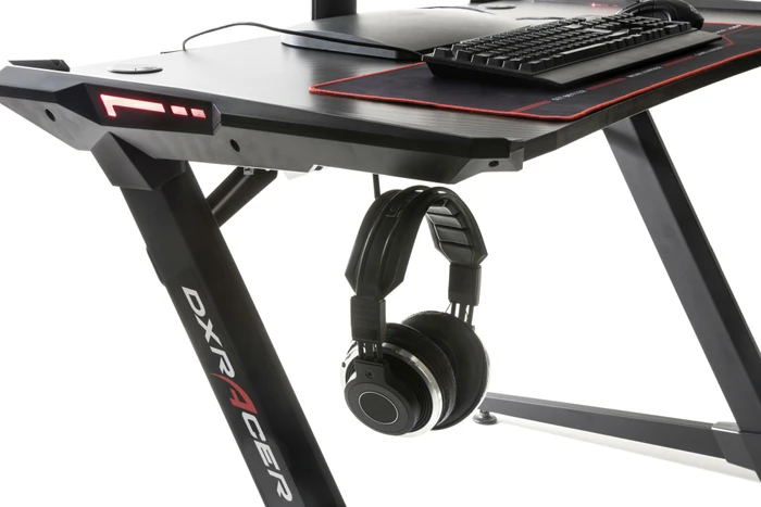 DXRacer Gaming Desk MASTER LED Schreibtisch 119x64cm schwarz/schwarz