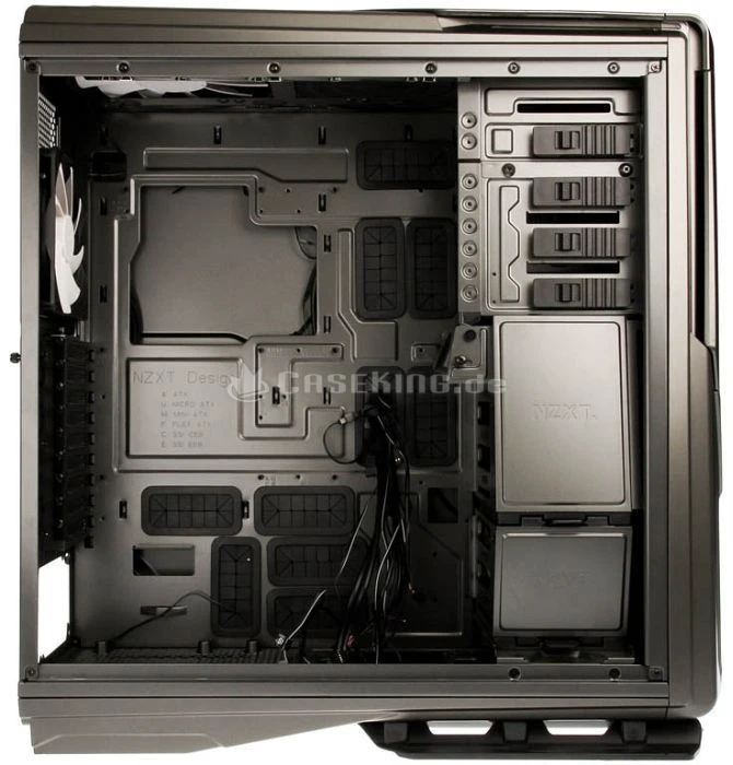 NZXT Phantom 820 Gunmetal, Acrylfenster
