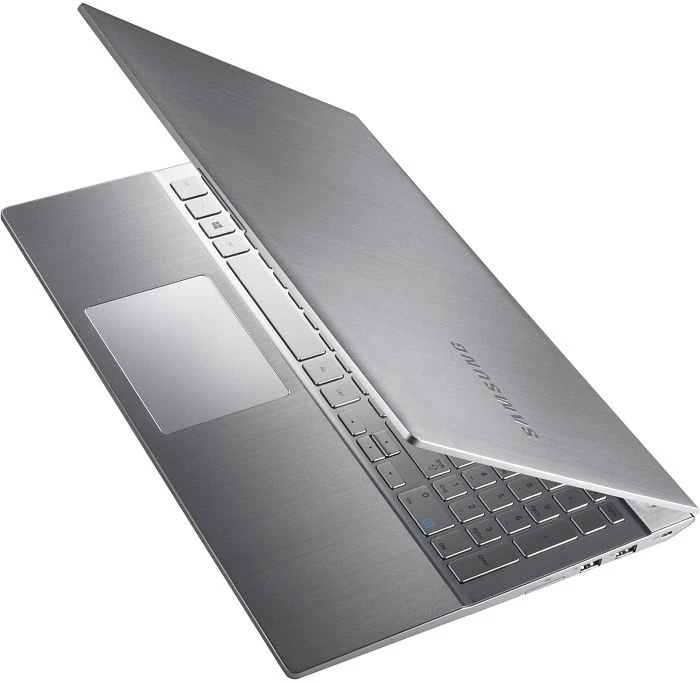 Samsung ATIV Book 8 - 870Z5E, silber, Core i7-3635QM, 8GB RAM, 1TB HDD, Radeon HD 8870M, DE
