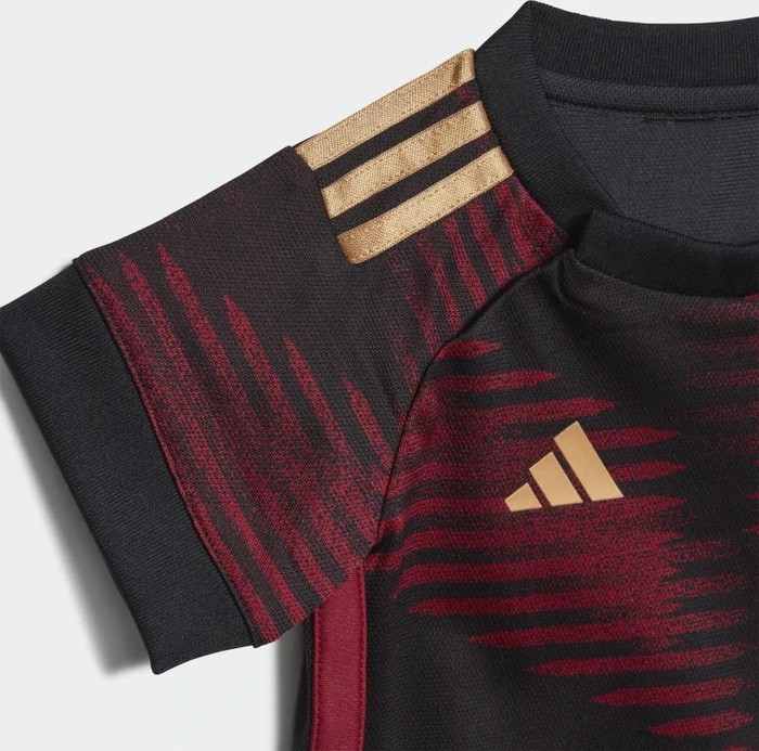 adidas FIFA WM 2022 Deutschland Mini Auswärtsausrüstung (Junior)