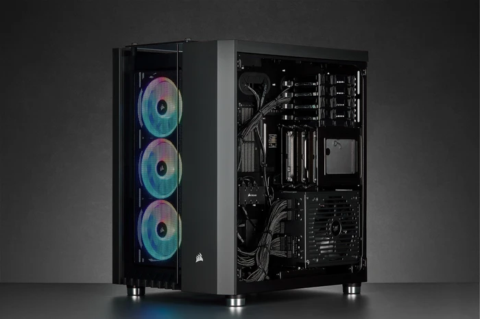Corsair Crystal Series 680X RGB, schwarz, Glasfenster