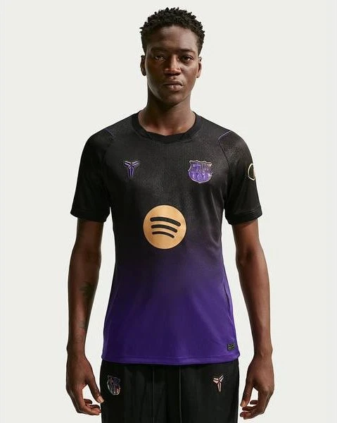 Nike FC Barcelona Stadium 2026/2027 Auswärtstrikot kurzarm field purple/black/metallic gold (Herren)