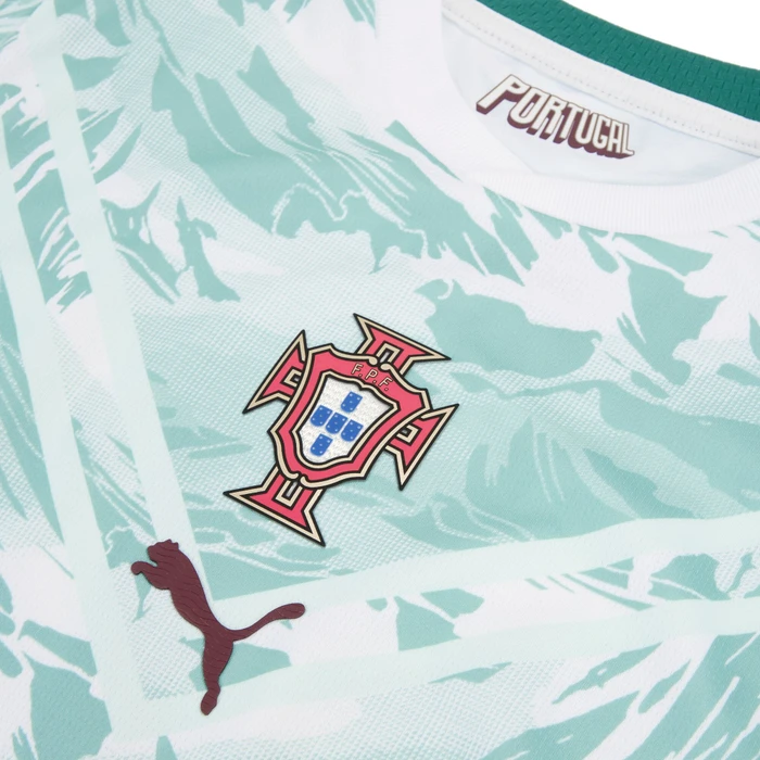 Puma FIFA WM 2026 Portugal Ronaldo Auswärtstrikot kurzarm (Junior)