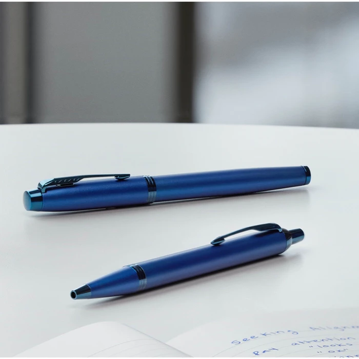 Parker IM Monochrome Kugelschreiber blue stainless steel, Geschenkbox