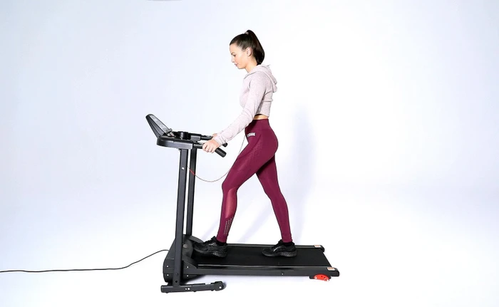 U.N.O. Fitness Motive Fit Start Laufband
