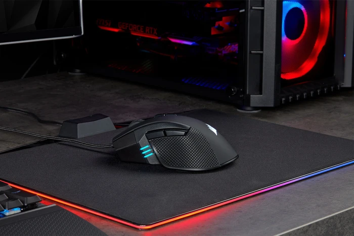 Corsair Ironclaw RGB, USB