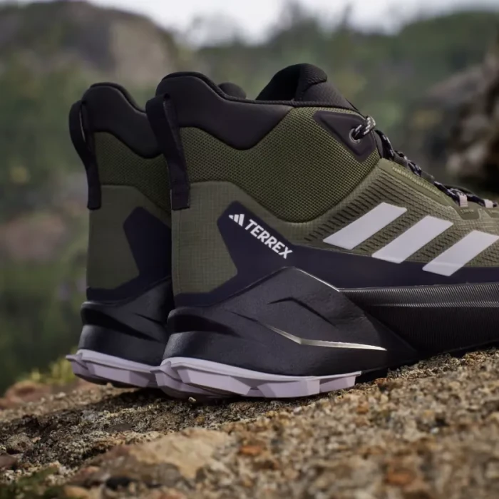 adidas Terrex Trailmaker 2.0 Mid GTX olive strata/silver dawn/aurora black (Damen)