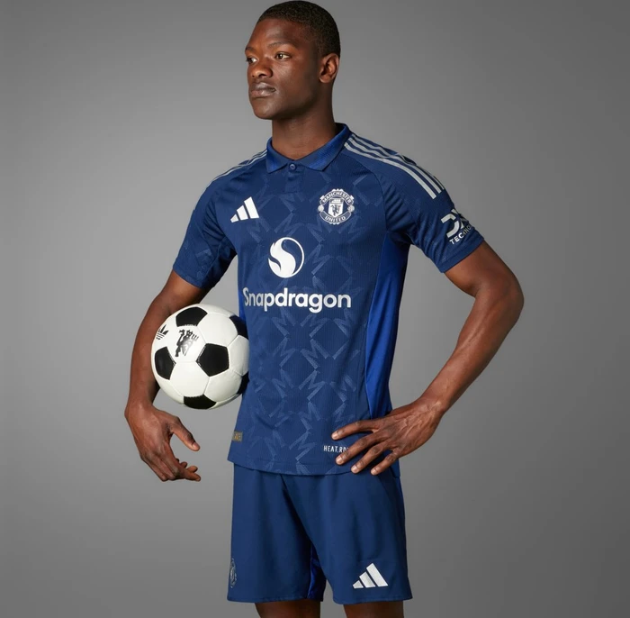 adidas Manchester United Authentic 2024/2025 Auswärtstrikot night indigo (Herren)