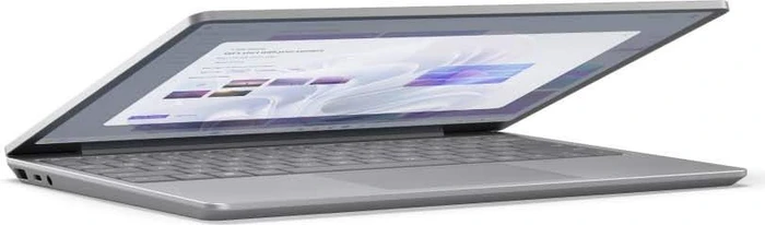 Microsoft Surface Laptop Go 3, Platin, Core i5-1235U, 8GB RAM, 256GB SSD, DE