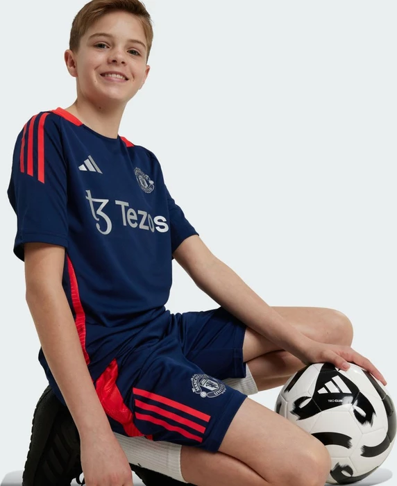 adidas Manchester United Tiro 24 Trainingshose kurz night indigo/bright red (Junior)