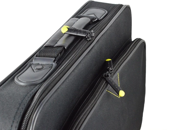 Ultron Techair classic essential 14-15.6" Tragetasche, schwarz