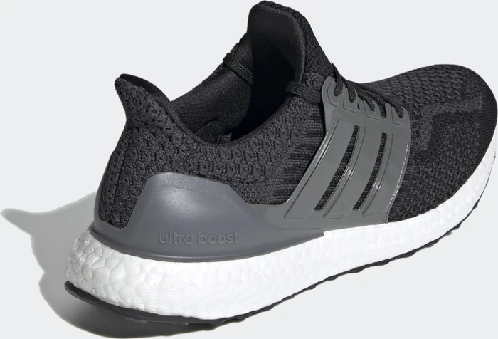 adidas Ultraboost DNA 5.0 core black/iron metallic/carbon (Herren)