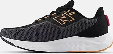 New Balance Fresh Foam Arishi v4 magenta/black/real pink (Damen)
