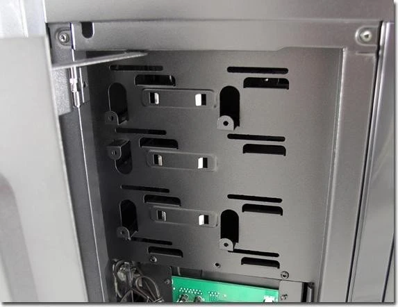 LC-Power Gaming 980B Skytower, Acrylfenster