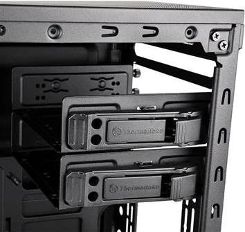 Thermaltake Versa H34, Acrylfenster