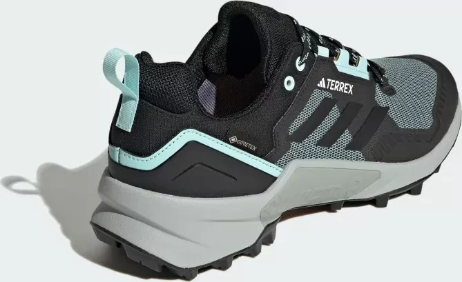 adidas Terrex Swift R3 GTX core black/grey three/blue rush (Herren)