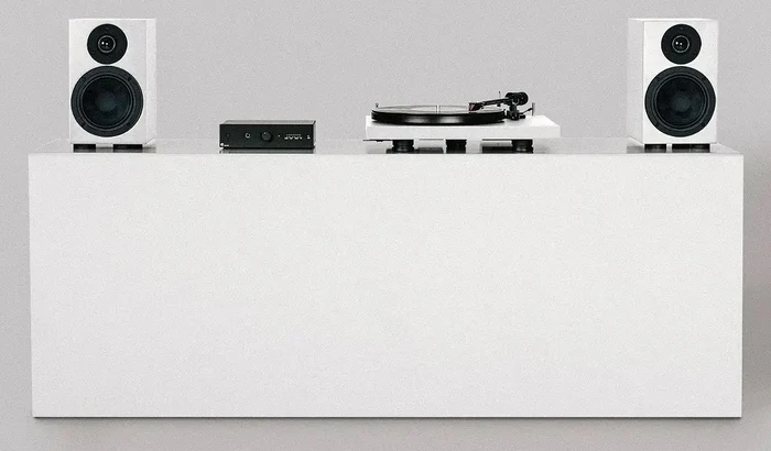 Pro-Ject Colourful Audio System weiß