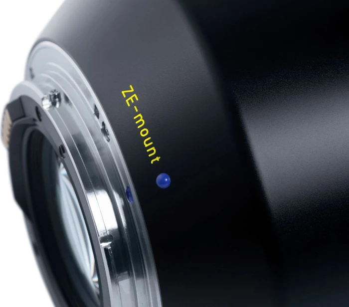 Zeiss ZE Otus 100mm 1.4 für Canon EF