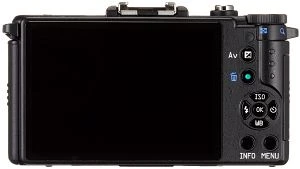 Pentax Q schwarz mit Objektiv Q 01 Standard Prime 8.5mm 1.9 AL und Q 02 Standard Zoom 5-15mm 2.8-4.5 AL