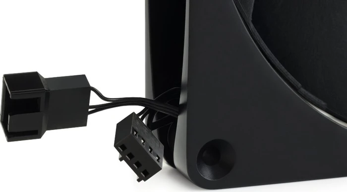 Alphacool Apex Stealth Metall Matt Schwarz 2500rpm, 140mm