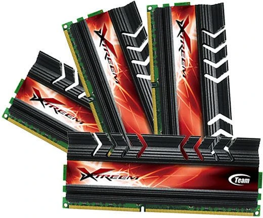 TeamGroup Xtreem UDIMM 8GB Kit, DDR3-2666, CL10-12-12-31