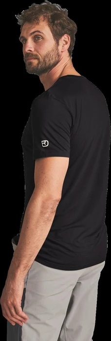 Ortovox 120 Cool Tec Clean Funktionsshirt kurzarm black raven (Herren)