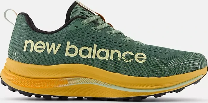 New Balance FuelCell SuperComp Trail dark juniper/dried apricot/calcium (Herren)