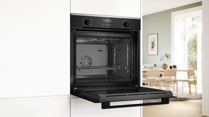 Bosch Serie 6 HBG237BB4 Backofen