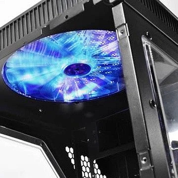 Thermaltake Armor A30i, Acrylfenster