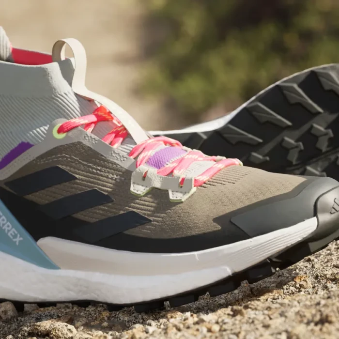 adidas Terrex Free Hiker 2.0 trace cargo/carbon/active purple (Damen)