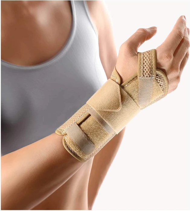 Bort Medical ManuStabil kurz Handgelenkbandage links Größe M beige, 1 Stück
