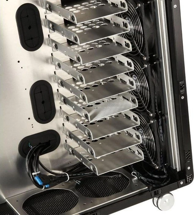 Lian Li PC-V1000LB schwarz