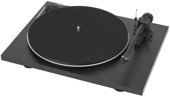 Pro-Ject Essential (verschiedene Farben)