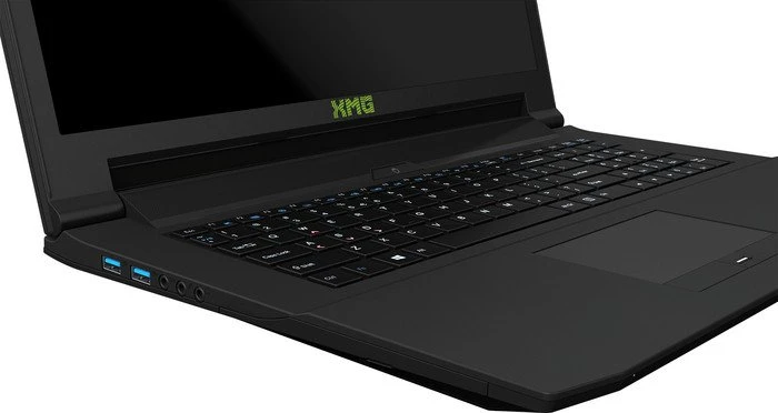 Schenker XMG A716-1of, Core i7-6700HQ, 8GB RAM, 250GB SSD, 1TB HDD, GeForce GTX 970M, DE