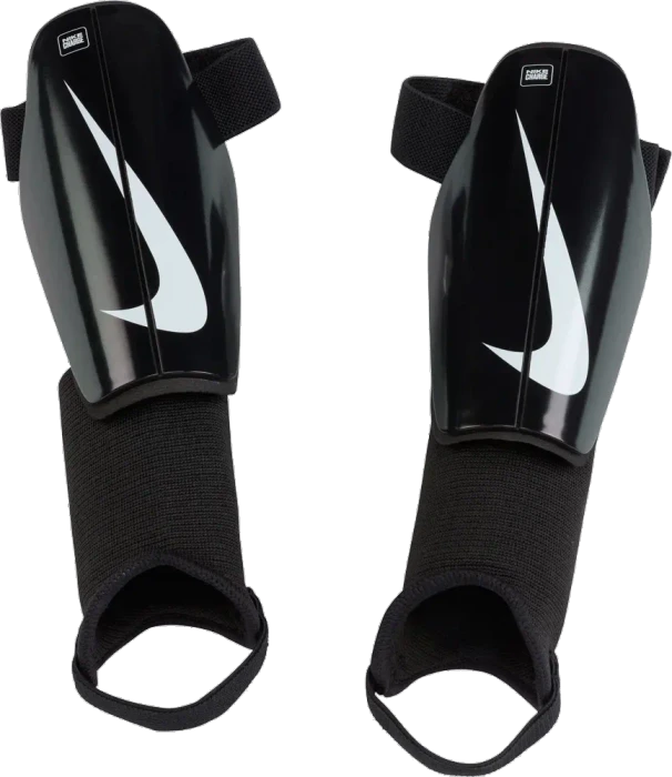 Nike Charge Schienbeinschützer schwarz/weiß (Junior)