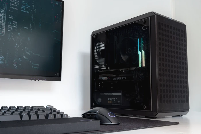 Cooler Master MasterBox Q300L V2, Glasfenster