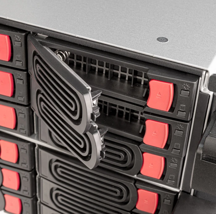 SilverStone RM43-324-RS, Rackmount Storage, schwarz/grau, 4HE, ATX