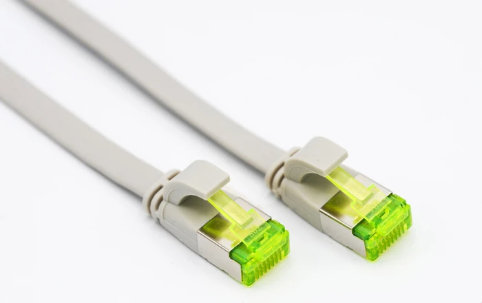 Helos Ultra Flach-Patchkabel, Cat6a, U/FTP, RJ-45/RJ-45, 7.5m, grau