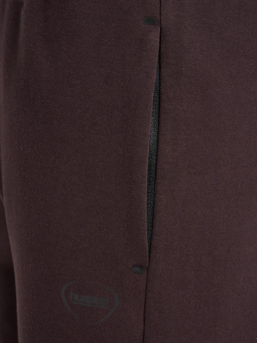 hummel Tech Fleece Regular Trainingshose lang chocolate plum