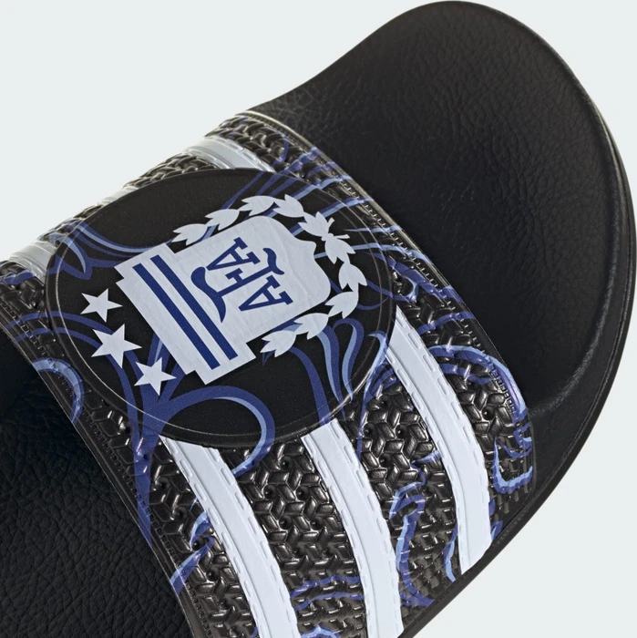 adidas Trefoil core black/cloud white