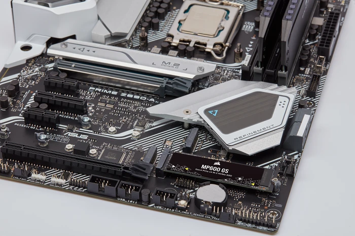 Corsair Force Series MP600 GS 1TB, M.2 2280 / M-Key / PCIe 4.0 x4