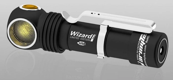 Armytek Wizard Pro Nichia Magnet Taschenlampe