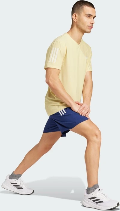 adidas Own the Run Laufshirt kurzarm powder yellow (Herren)