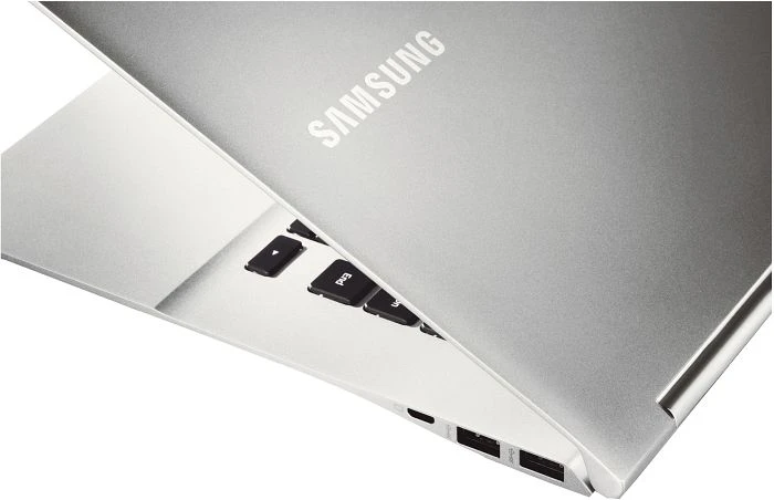 Samsung ATIV Book 9 - 900X4D, silber, Core i5-3317U, 4GB RAM, 128GB SSD, DE