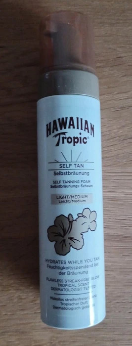 Hawaiian Tropic Light/Medium Self Tanning Foam, 200ml