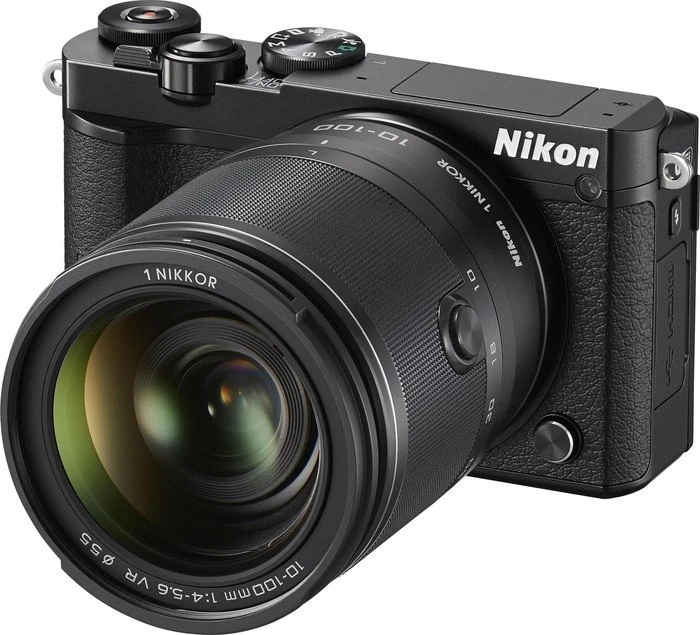 Nikon 1 J5 schwarz mit Objektiv 1 NIKKOR 10-100mm 4.0-5.6 VR
